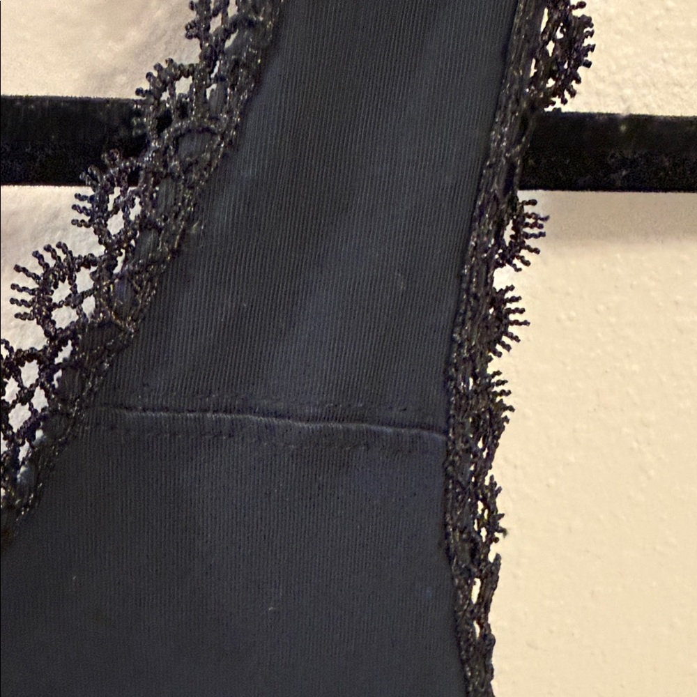 AC/DC Black Lace-Trim Logo Crop Top - Picture 3 of 5